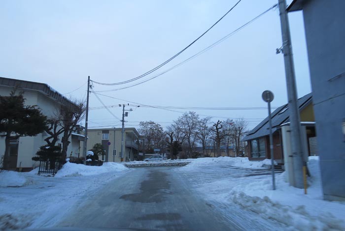 webnews今朝の北見／松浦水産駐車場裏の通り