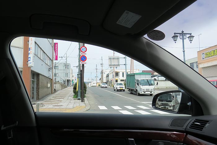 webnews今朝の北見／大通り東４丁目交差点から左の仁頃通り側