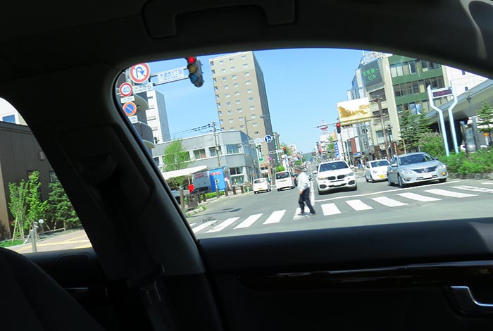 webnews今朝の北見／駅前交差点から左は中央通り側