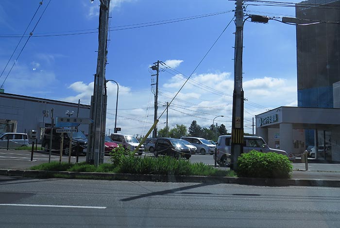 webnews今朝の北見／写真奥に北見ハッカ記念館