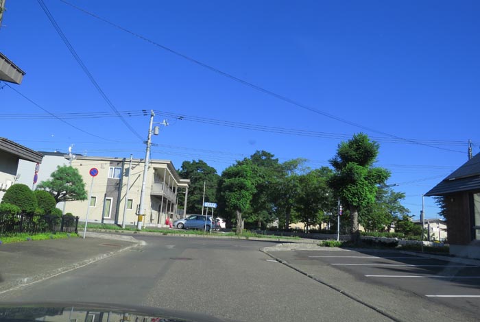 webnews今朝の北見／松浦水産駐車場裏の通り