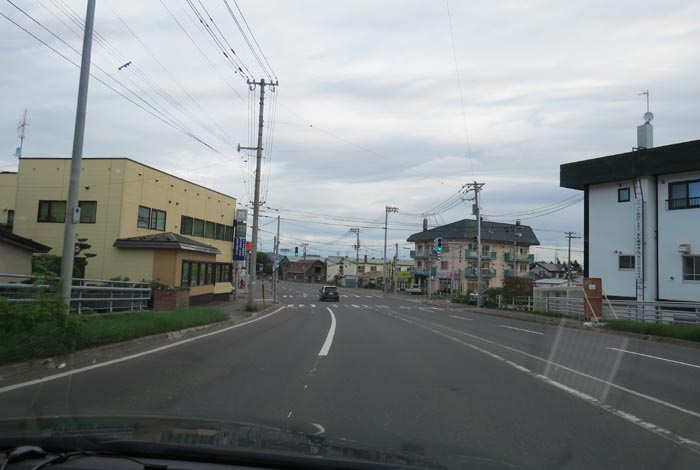 webnews今朝の北見／無加川橋を渡り南大通り交差点方向