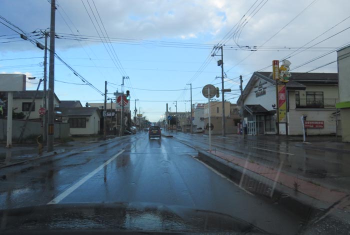 webnews今朝の北見／とん田通り、南大通り交差点から国道39号方向