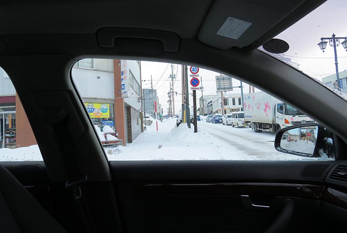 webnews今朝の北見／大通り東４丁目交差点から左の仁頃通り側