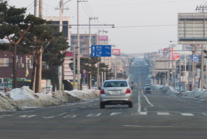 webnews今朝の北見／交差点から奥は常呂方面