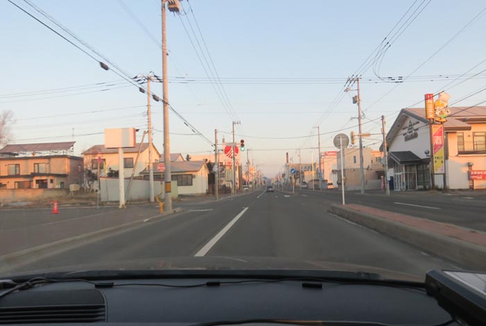 webnews今朝の北見／とん田通り、南大通り交差点から国道39号方向