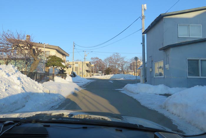 webnews今朝の北見／松浦水産駐車場裏の通り