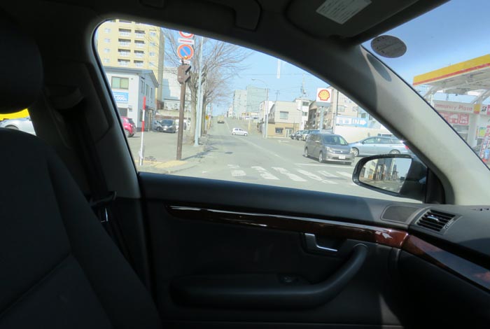 webnews今朝の北見/交差点を左に入ると北見赤十字病院方向