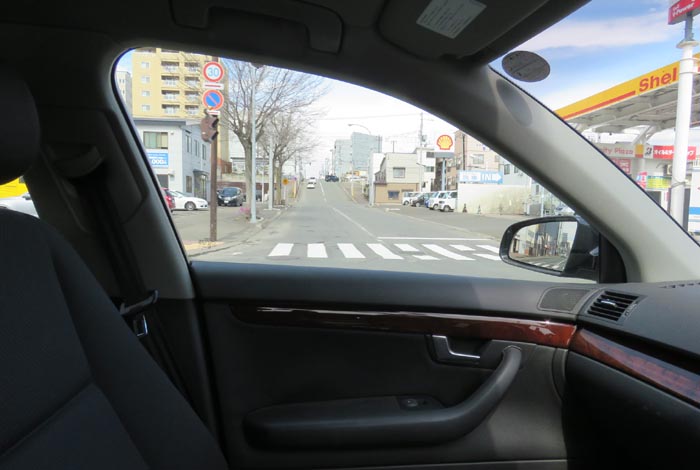 webnews今朝の北見/交差点を左に入ると北見赤十字病院方向