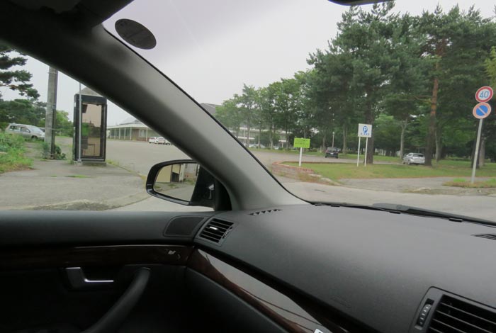 webnews今朝の北見／駐車場の奥が北見市民会館