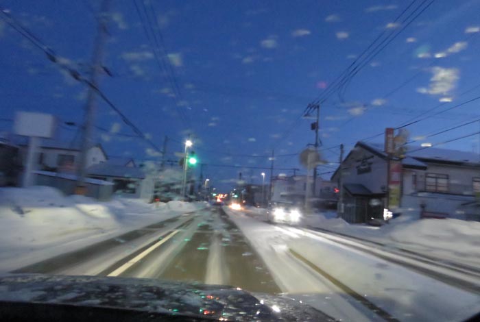 webnews今朝の北見／とん田通り、南大通り交差点から国道39号方向