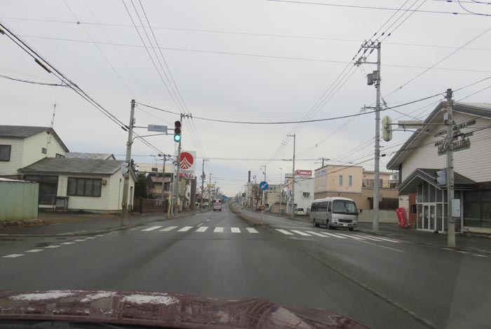 webnews今朝の北見／とん田通り、南大通り交差点から国道39号方向