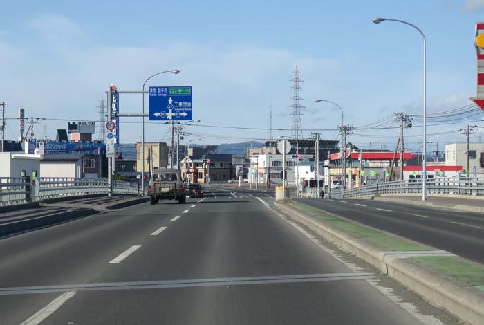 webnews今朝の北見／錦町の南岸通り交差点交差点