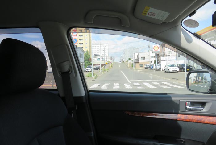webnews今朝の北見/交差点を左に入ると北見赤十字病院方向