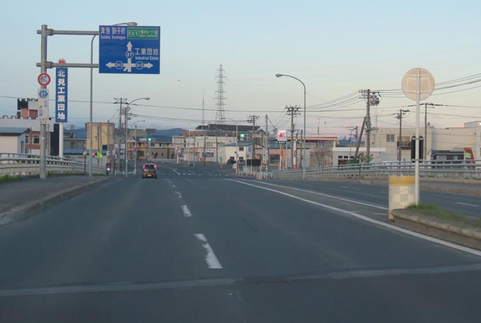 webnews今朝の北見／錦町の南岸通り交差点交差点