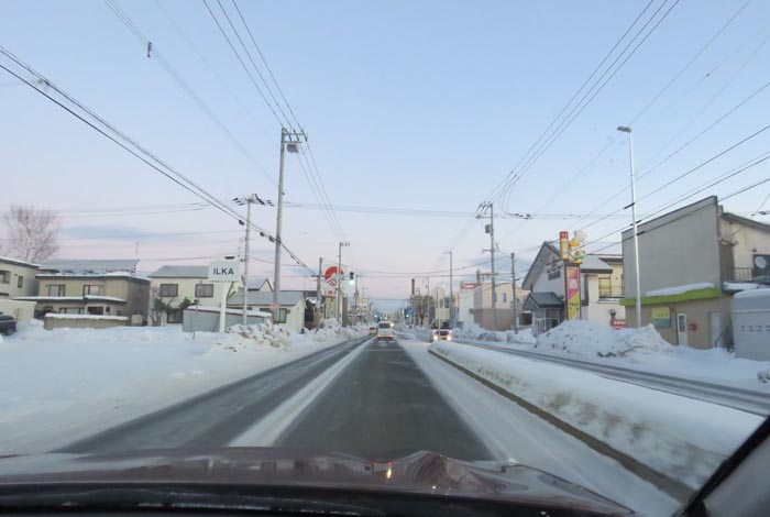 webnews今朝の北見/とん田通り、南大通り交差点から国道39号方向