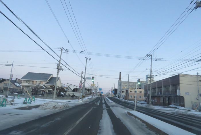 webnews今朝の北見/とん田通り、南大通り交差点から国道39号方向