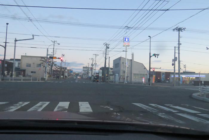webnews今朝の北見/交差点から奥は常呂方面