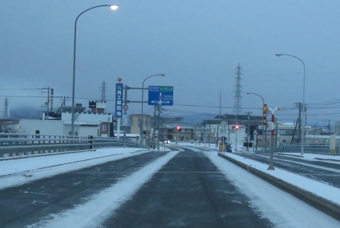 webnews今朝の北見／錦町の南岸通り交差点交差点
