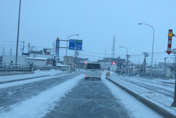 webnews今朝の北見／錦町の南岸通り交差点交差点