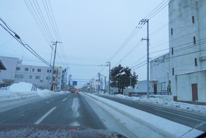 webnews今朝の北見/とん田通り、南大通り交差点から国道39号方向