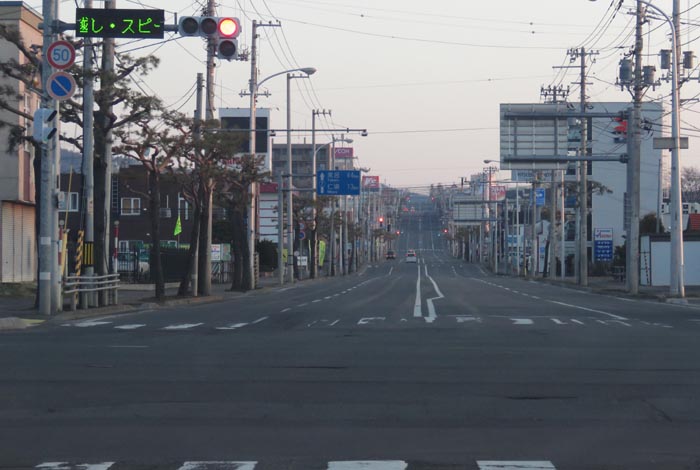 webnews今朝の北見/交差点から奥は常呂方面