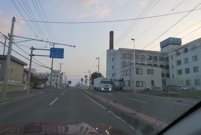 webnews今朝の北見/とん田通り、南大通り交差点から国道39号方向
