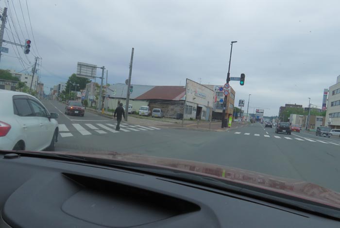 webnews今朝の北見/交差点から北4条通り側のパレスビル方向