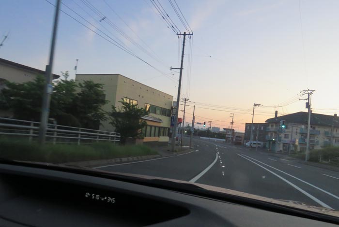 webnews今朝の北見/無加川橋を渡り南大通り交差点方向