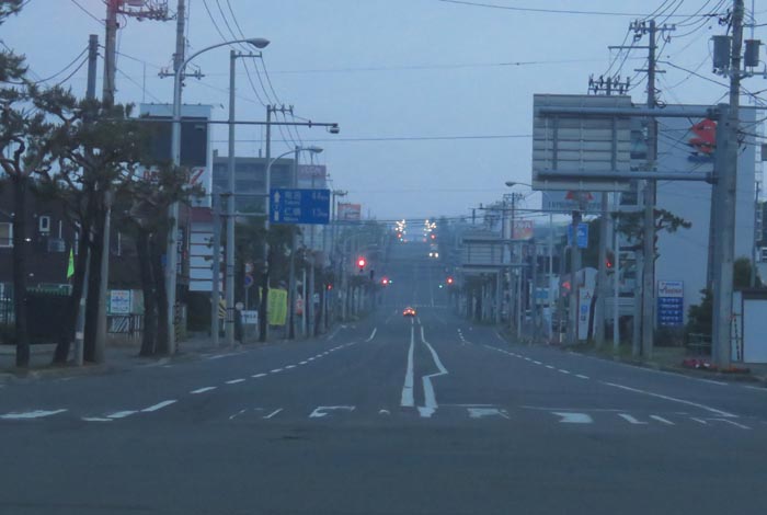 webnews今朝の北見/交差点から奥は常呂方面