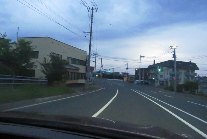 webnews今朝の北見/無加川橋を渡り南大通り交差点方向