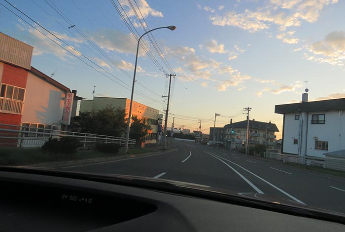 webnews今朝の北見/無加川橋を渡り南大通り交差点方向