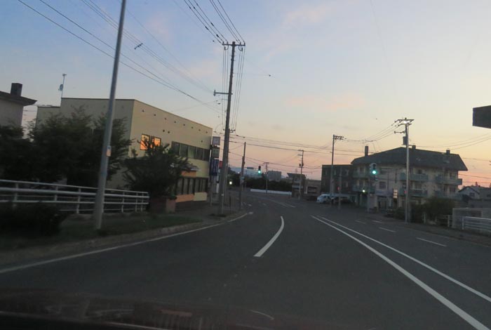 webnews今朝の北見/無加川橋を渡り南大通り交差点方向