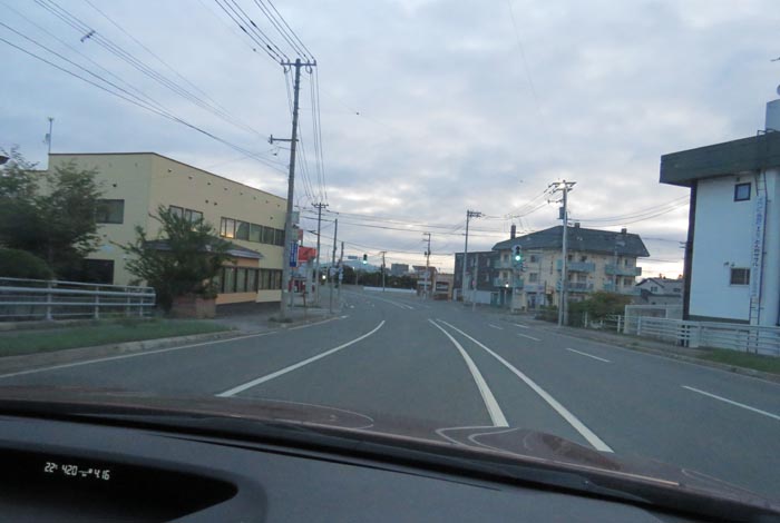 webnews今朝の北見/無加川橋を渡り南大通り交差点方向