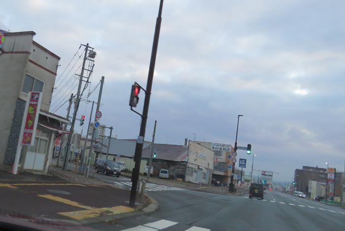 webnews�����̖k���^�����_����k�S��ʂ葤�̃p���X�r������