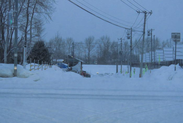 webnews�����̖k���^�����_���牜��������̉E�ݒ�h