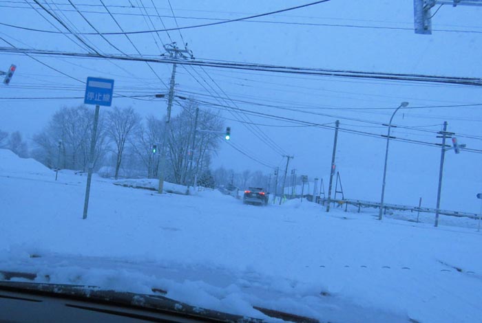 webnews�����̖k���^�����_���牜��������̉E�ݒ�h