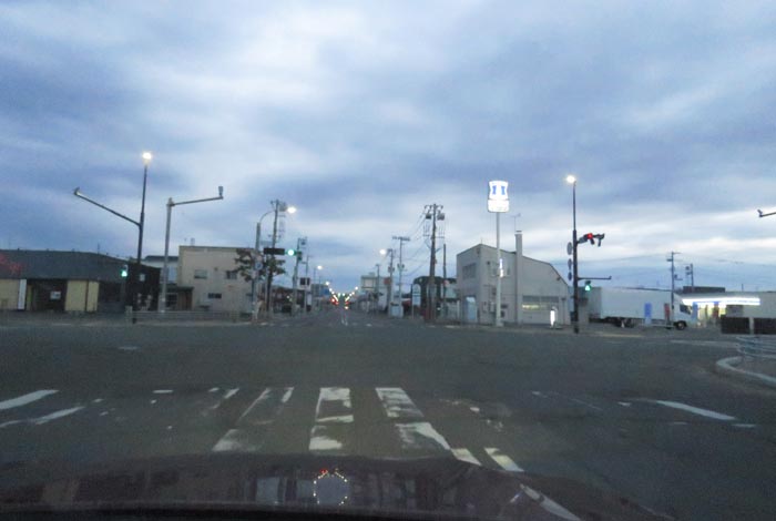 webnews今朝の北見/交差点から奥は常呂方面