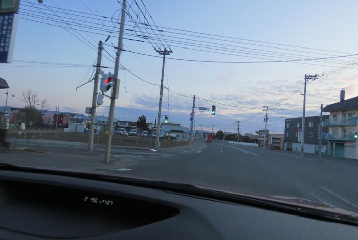 webnews今朝の北見/無加川橋を渡り南大通り交差点方向
