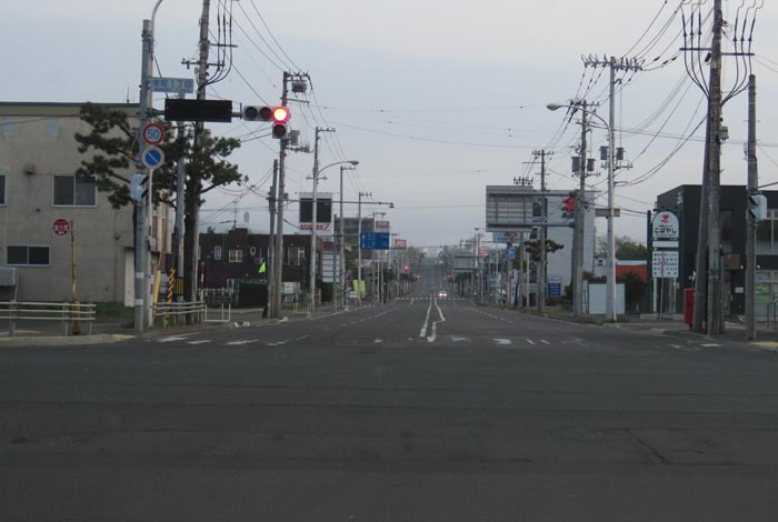 webnews今朝の北見/交差点から奥は常呂方面